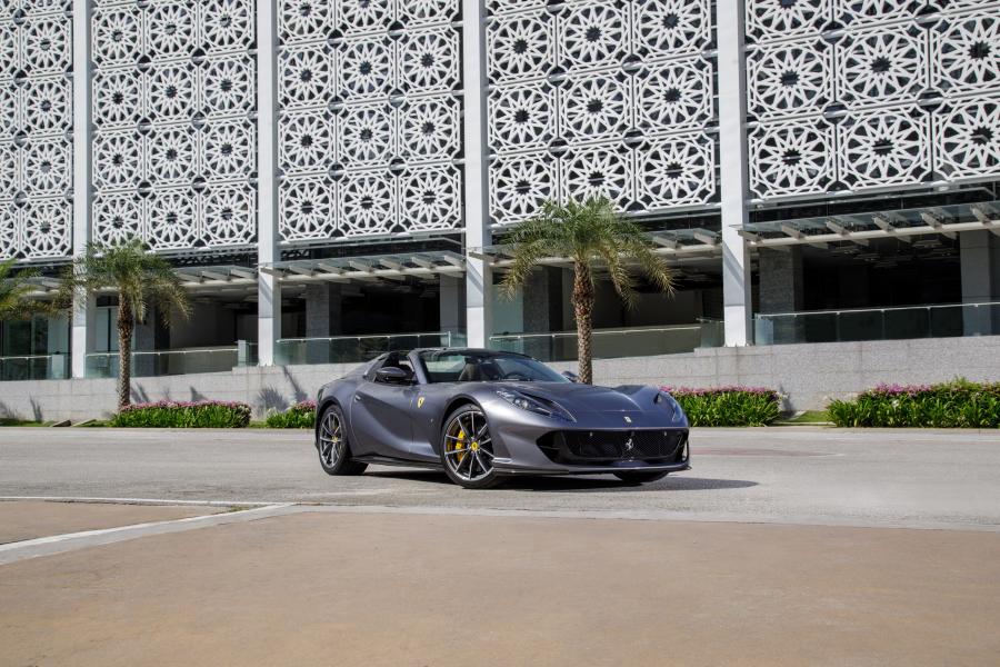  Ferrari 812 GTS 2019 года  (WW) (фото 13 из 30)